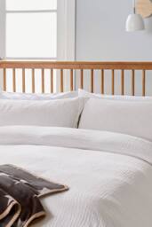 Helena Springfield 'Muslin' Cotton Duvet Cover Set in White - Size: Single - thumbnail 2