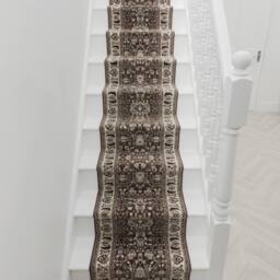 runrug Stair Runner Carpet for Staircases - Soft & Comfy, 9mm - 'Kashan' in Brown - Size: 60 cm x 600 cm - thumbnail 6