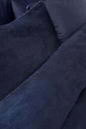 Catherine Lansfield 'Kingsley' Soft Matt Velvet Duvet Cover Set in Navy - Size: Single - thumbnail 3