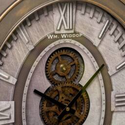 WILLIAM WIDDOP Square Wall Clock With Moving Gears & Metal Frame in Bronze - thumbnail 4