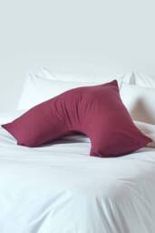 Homescapes Egyptian Cotton V Shaped Pillowcase 200 TC in Plum - thumbnail 2