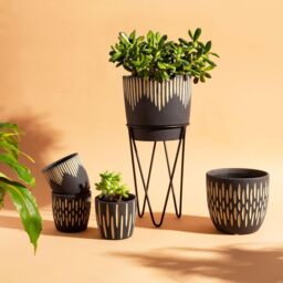 Sass & Belle Black Sgrafitto Cement Planter With Wire Stand - thumbnail 4