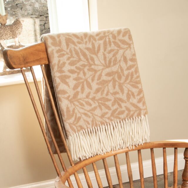 Native Natural Leaf Pattern Beige Wool Blanket - Size: Double - image 1