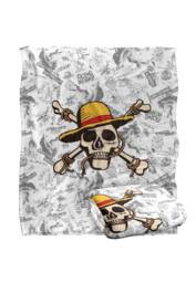 Netflix One Piece Straw Hat Skull & Crossbones Throw Blanket 152 X 127 Cm - thumbnail 2
