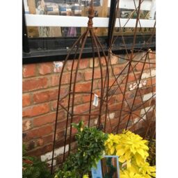 Poppyforge Gothic 6Ft Obelisk - Solid Steel - L40.7 x W40.7 x H182.9 cm - BM/RtR in Black - thumbnail 3