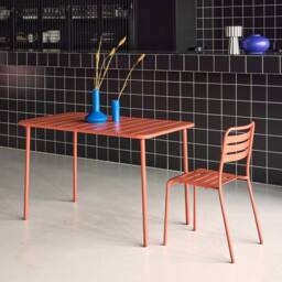 sweeek Metal Garden Table For 4 People in Terracotta - thumbnail 4