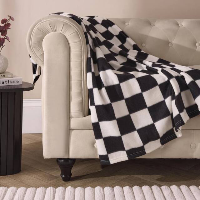 OHS Checkerboard Polar Fleece Throw Blanket Lightweight Bedspread - Size: 120 cm x 150 cm - image 1