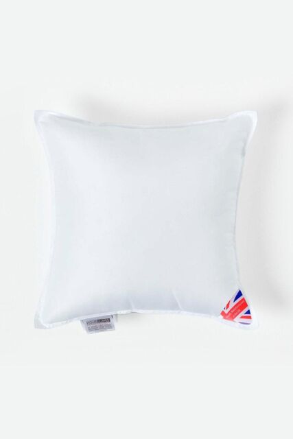 Homescapes Super Microfibre Cushion Pads - Luxury Cushion Filler & Inserts in White - Size: 65 cm x 65 cm - image 1