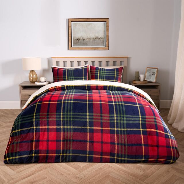 OHS Tartan Fleece Duvet Cover Bedding Set Pillowcase Winter Check Sherpa Soft Set in Red - Size: Double