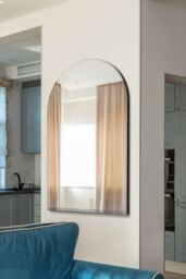 MirrorOutlet Arched Venetian Glass Frame Wall Mirror 2Ft7 X 3Ft11 80 X 120cm in Silver - Size: 1 Pack - thumbnail 2