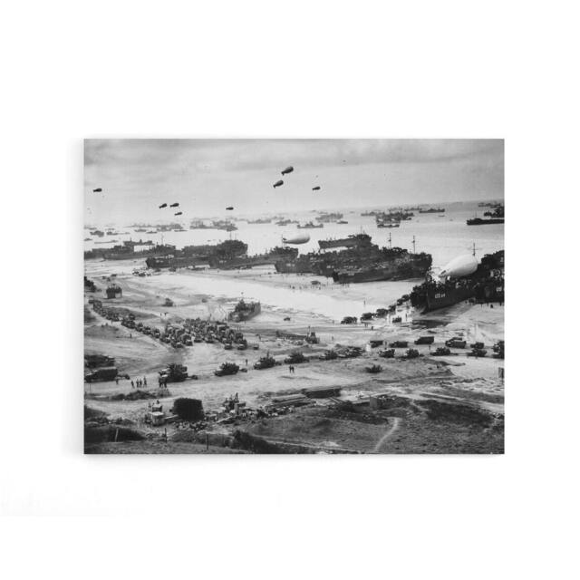 "Artery8 WWII War US Landing Ships Omaha Beach D Day Canvas Wall Art Print in Grey - Size: W18"" x H24""" - image 1