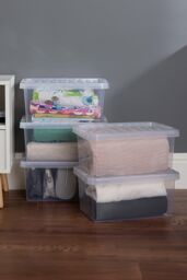 Wham Crystal 5 x 11L Stackable Plastic Storage Boxes with Lids Clear - thumbnail 1