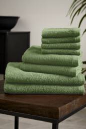 Catherine Lansfield 'Quick Dry Cotton' 8 Piece Towel Set in Green