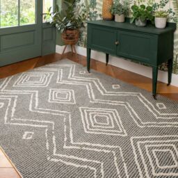 Kukoon Grey Cream Moroccan Berber Super Soft Rug - Size: 80 cm x 150 cm - thumbnail 2