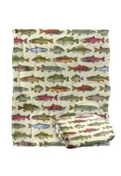 JQ Licensing Fishing Freshwater Fish Silky Touch Super Soft Throw Blanket 152 X 127 cm in White - thumbnail 2