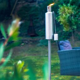 Harbour Housewares 2x Outdoor Flame Torches - Cylinder Metal Garden Fire Torch Lighting in Silver - thumbnail 6
