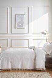 1951 'Olenna' Luxury 250 Thread Count Cotton Sateen Duvet Cover Set in Light Brown - Size: King