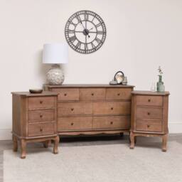 Melody Maison 7 Drawer Dark Wood Chest Of Drawers & Pair Of 3 Drawer Bedside Tables - Ashwell Range in Dark Brown - thumbnail 2