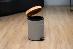 simpa 5L Soft-Closing Pedal Dustbin with Bamboo Lid in Grey - thumbnail 2