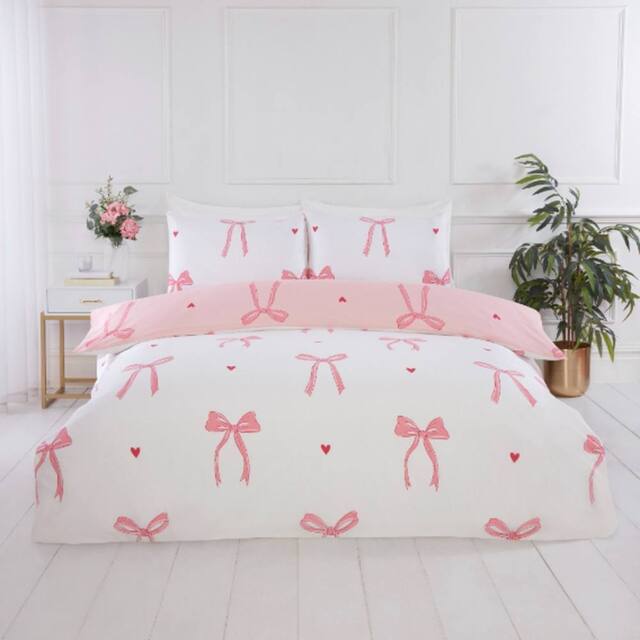 Rapport Home Bows Microfibre Duvet Cover Set with Pillowcase in Pink - Size: King - image 1