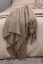 1951 'Reza' Woven Throw in Pink - Size: 130 cm x 170 cm