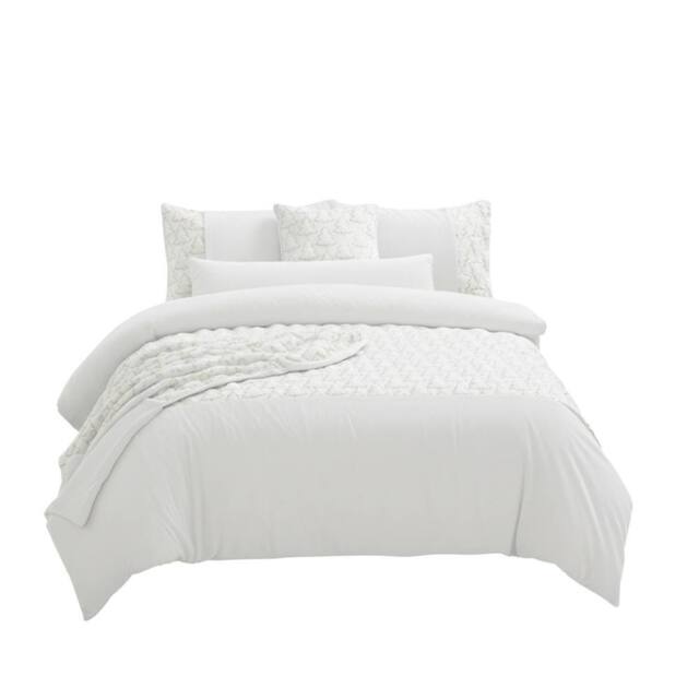 Snug City Ultra Soft Teddy Duvet Cover Set Christmas Tree Cozy Fleece Bedding in White - Size: Double - image 1