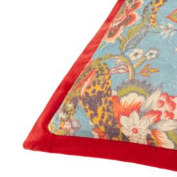 Wylder Tropics Jawai Tropical Floral Velvet Cushion - Size: 50 cm x 50 cm - thumbnail 4