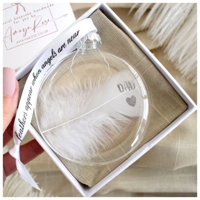 Amaya Rose Ltd In Memory of Dad Feather Round Bauble Gift Boxed. Memorial Christmas Décor in Clear