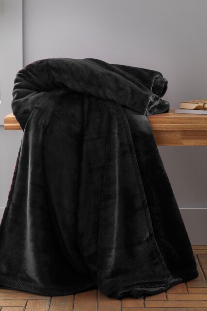 Catherine Lansfield 'Raschel Velvet Touch' Blanket Throw in Black - Size: 130 cm x 170 cm - image 1