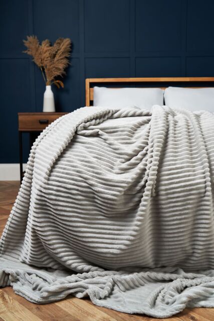 BHS Luxury Ribbon Velvet Throw in Silver - Size: 127 cm x 152 cm - image 1