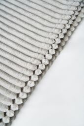 BHS Luxury Ribbon Velvet Throw in Silver - Size: 127 cm x 152 cm - thumbnail 5