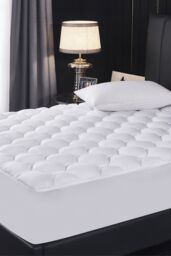 Ezysleep Deep Fill Cloud Like Super Soft Mattress Topper in White - Size: King - thumbnail 1
