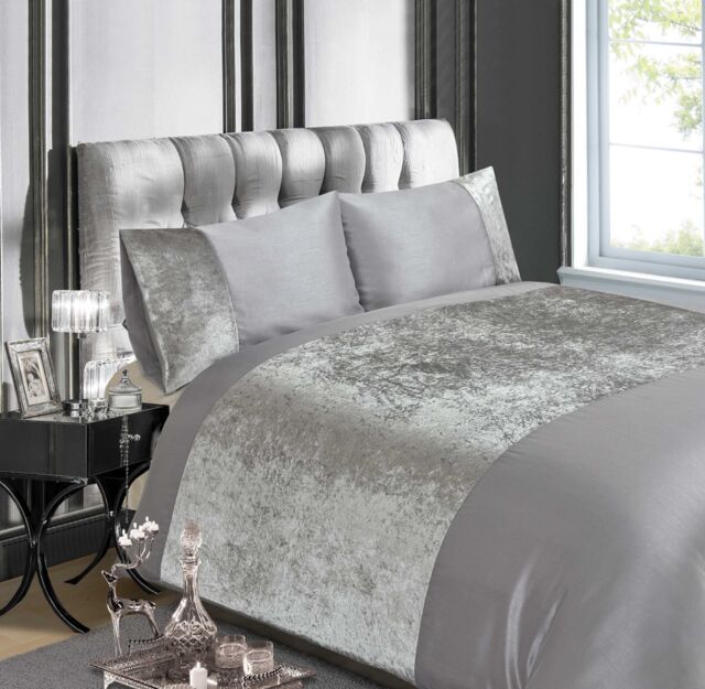 Rapport Home Velvet Plain Polyester Duvet Cover Set with Pillowcase in Silver - Size: King - image 1