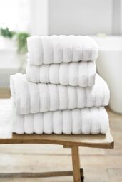 The Lyndon Company Premium Luxury Ribbleton Supersoft Cotton Bathroom Towels in White - thumbnail 1