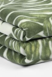 OHS Tropical Leaf Print Polar Fleece Throw in Green - Size: 120 cm x 150 cm - thumbnail 5