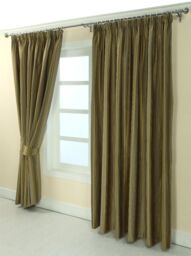 Homescapes Modern Stripe Jacquard Curtain Tie Back Pair in Gold - thumbnail 4