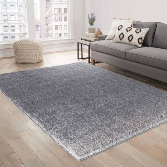 Desire Rugs Modern Soft Plain Shimmer Shaggy Area Rugs in Silver - Size: 80 cm x 150 cm - image 1