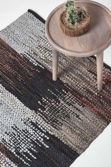 Homescapes Real Leather Handwoven Cutshuttle Rug - Size: 120 cm x 180 cm - image 1