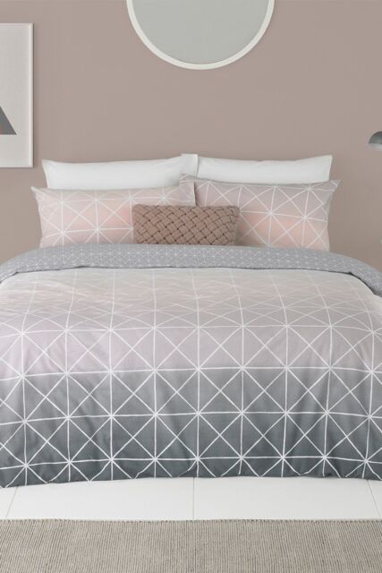 Furn Spectrum Geometric Gradient Reversible Duvet Cover Set - Size: Single - image 1