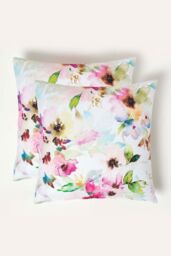 Homescapes Luxury Waterproof Multicolour Flowers Outdoor Cushion 45 x 45 cm, Set of 2 - Size: 45 cm x 45 cm - thumbnail 1