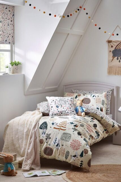 Peter Rabbit™ Scandi Woods 100% Brushed Cotton Reversible Duvet Cover Set