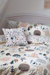 Peter Rabbit™ Scandi Woods 100% Brushed Cotton Reversible Duvet Cover Set - thumbnail 4