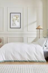 1951 'Olenna' Luxury 250 Thread Count Cotton Sateen Duvet Cover Set in Green - Size: Double - thumbnail 1