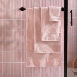 OHS 4 Pack of 100% Cotton Face Cloth Bathroom Towels in Light Pink - thumbnail 3