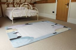 Benjamin Tate Design Pastel Colour Flowers Rug in Natural - Size: Large - thumbnail 3