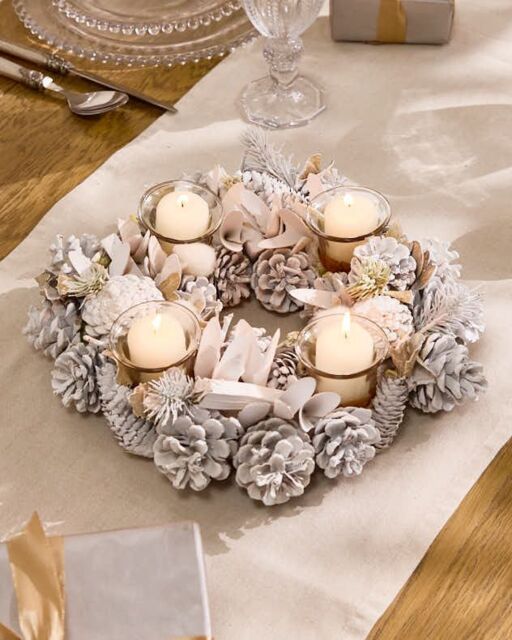 Dibor Wild Wonderland Xmas Table Decoration Centrepiece Christmas Christmas Décor Candle Holders 30cm in White - image 1