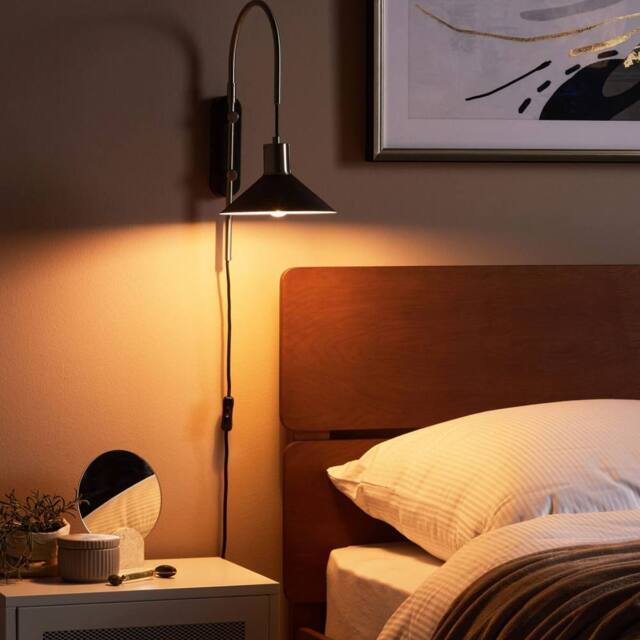 Wyld and Coco Wall Lamp Black and Silver 1-Light Cone Shade Modern Industrial - image 1