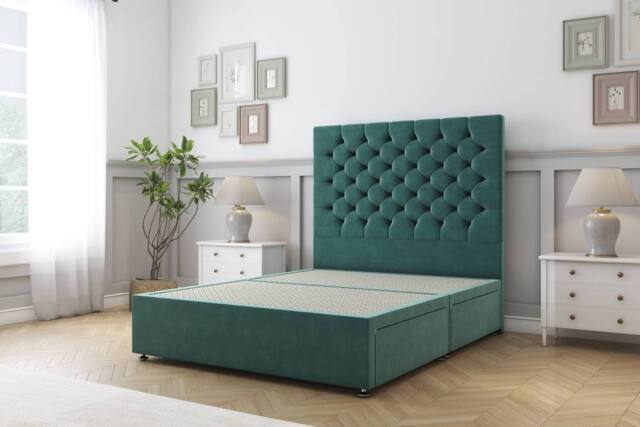 "Sloomy Mayfair Plush Divan Bed Base 4 Drawers - 54"" Headboard in Emerald - Size: Small Double" - image 1