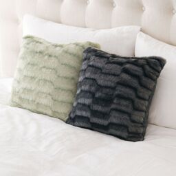 Voltico Arctic 18Inch Cushion (Charcoal/Silver) in Silver - Size: 45 cm x 45 cm - thumbnail 4