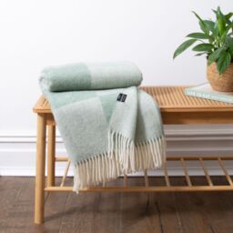 Native Natural Checkerboard Green Wool Blanket - Size: Large - thumbnail 1